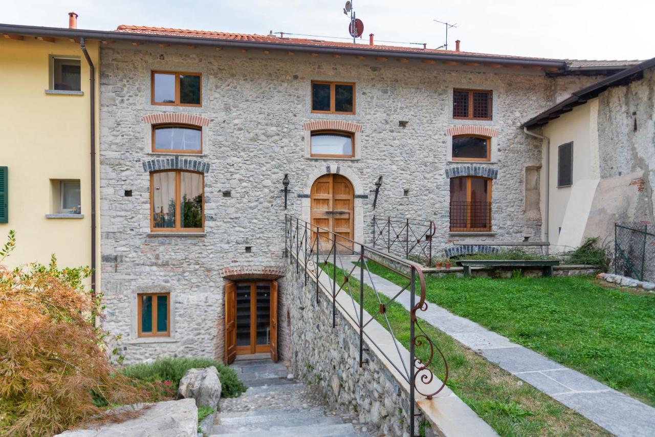 Pescalina - Pescate Villa Exterior photo